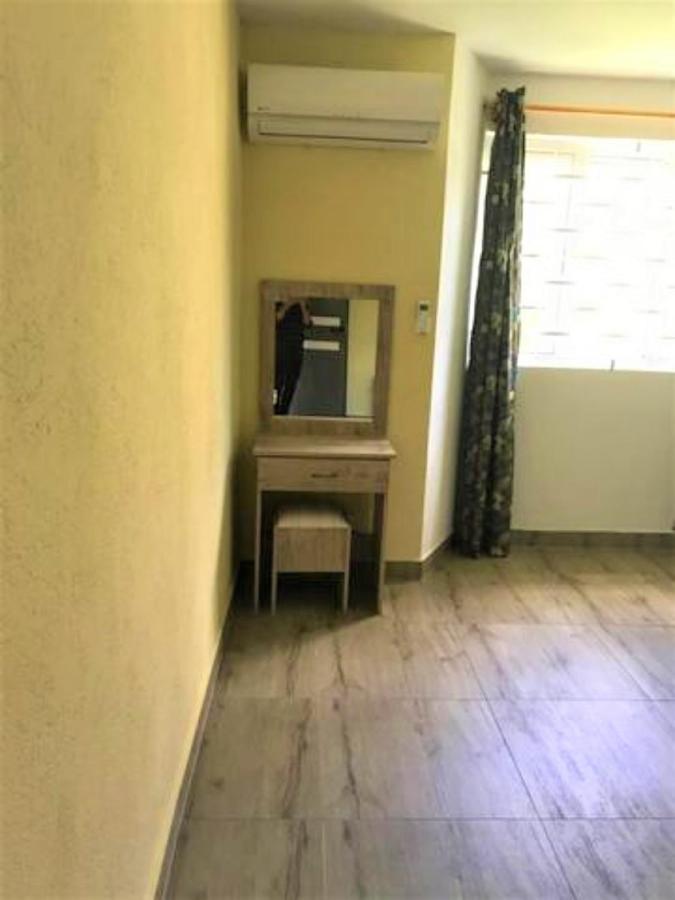 Residence Barbera Apartments Flic en Flac Luaran gambar