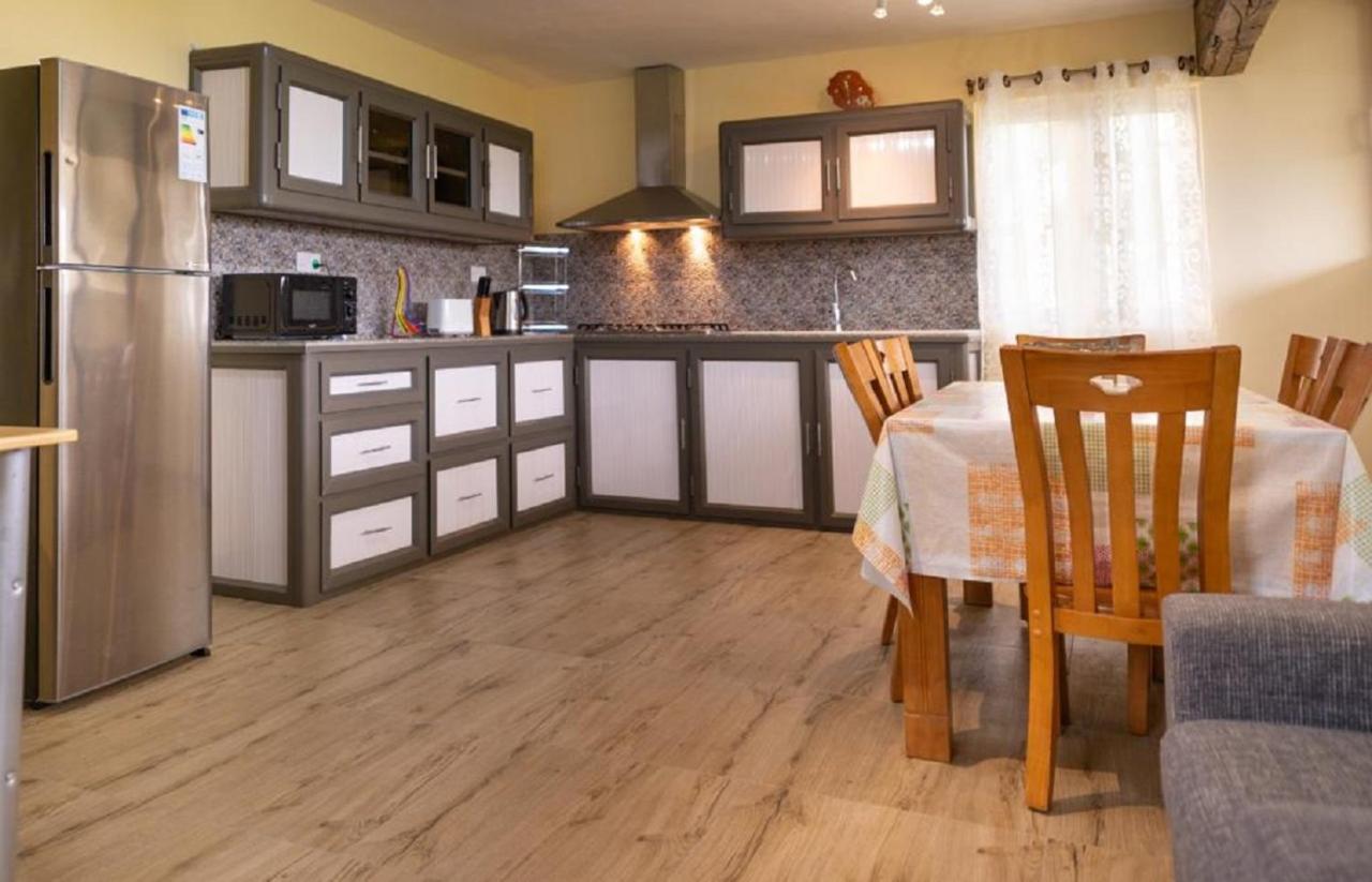 Residence Barbera Apartments Flic en Flac Luaran gambar