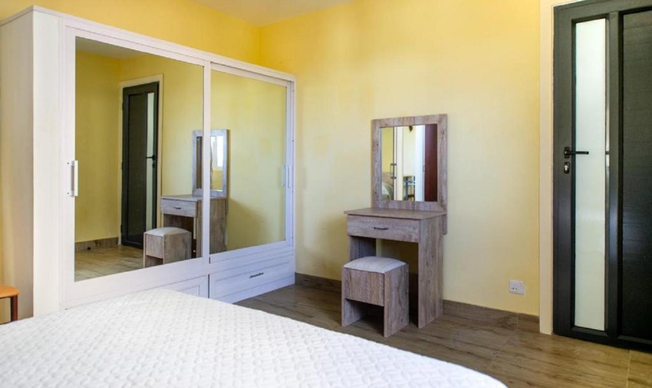 Residence Barbera Apartments Flic en Flac Luaran gambar