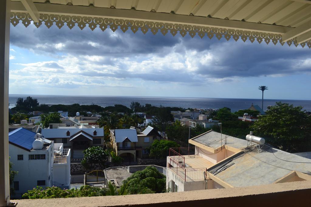 Residence Barbera Apartments Flic en Flac Luaran gambar
